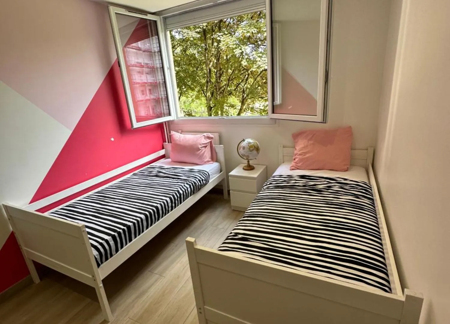 Apartment Grand Paris Jo24 Expo Park ,Cdg , Bourget, Disney,Asterix Villepinte